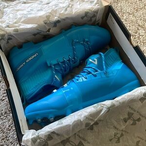 Brand New Light Blue Under Armour C1N Cam Newton Men’s Football Cleats Size 11